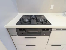 【大阪府/大阪市都島区都島北通】ライオンズマンション都島第2 キッチン：三口コンロ