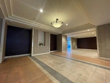 【大阪府/寝屋川市豊里町】エステムコート香里園　10階 エントランス