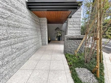 【大阪府/大阪市都島区片町】プラウド大阪城 アプローチ