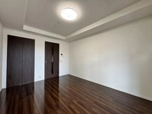 【大阪府/大阪市北区茶屋町】ジオグランデ梅田 洋室