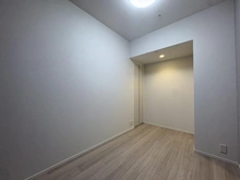 【大阪府/大阪市中央区安土町】シティタワー大阪本町 洋室：約4.5帖