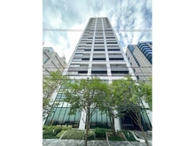 【大阪府/大阪市中央区西心斎橋】ローレルタワー心斎橋 外観