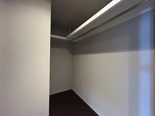 【大阪府/大阪市中央区西心斎橋】ローレルタワー心斎橋 ウォークインクローゼット