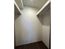 【大阪府/大阪市北区大淀南】グランドメゾン新梅田タワー 収納：ウォークインクローゼット