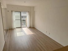 【大阪府/豊中市寺内】日商岩井第六緑地公園マンション リビング・ダイニング