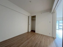 【大阪府/豊中市寺内】日商岩井第六緑地公園マンション 洋室：約5.4帖