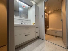 【大阪府/大阪市北区豊崎】ネバーランド北梅田 洗面室