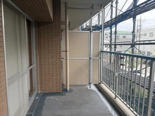 【東京都/大田区南六郷】メイツ多摩川緑地 バルコニー：大規模修繕中