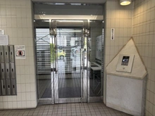 【東京都/大田区南六郷】メイツ多摩川緑地 エントランス