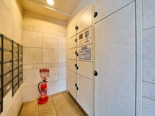 【東京都/大田区西糀谷】エクセルダイア西糀谷 宅配BOX