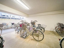 【埼玉県/川口市本町】東急ドエル・デュオプラザ川口弐番館 駐輪場