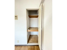 【千葉県/千葉市花見川区検見川町】パレ・ドール検見川 収納