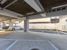 【千葉県/千葉市花見川区検見川町】パレ・ドール検見川 駐車場