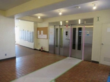 【東京都/足立区中川】プレジデント中川 エレベーター：2基設置