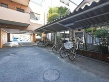 【東京都/葛飾区新宿】ライオンズマンション亀有 駐輪場：別途使用料がかかります。