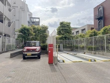 【東京都/江戸川区西小岩】ベルヴィータ小岩 駐車場