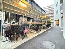 【東京都/江戸川区松島】ライオンズ新小岩グランフォート 駐輪場：別途使用料がかかります。