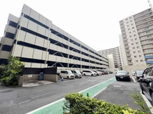 【埼玉県/戸田市下前】グランシンフォニア　EAST 駐車場