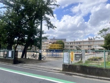 【千葉県/千葉市若葉区高品町】インプレスト高品 院内小学校（現地より約1,100m）：