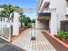 【東京都/葛飾区西亀有】コスモ西亀有 アプローチ