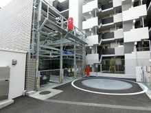 【埼玉県/川口市大字小谷場】ガーラ・レジデンス南浦和 駐車場