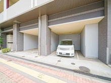 【東京都/墨田区亀沢】リビオレゾン両国　オン・ザ・ステーション 駐車場