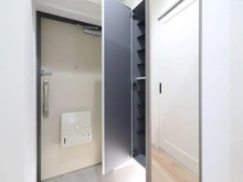 【東京都/葛飾区立石】ライオンズマンション青戸 玄関：下足入