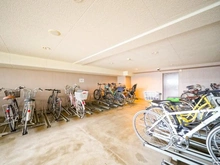 【東京都/江戸川区西小岩】ベルヴィーダ小岩 駐輪場