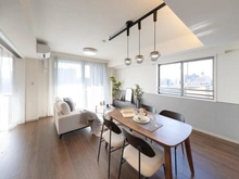 【東京都/墨田区石原】ヒルズ両国石原 LDK：※家具・調度品は販売価格に含まれておりません
（左）洋室