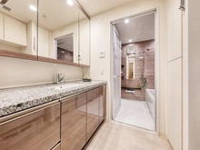 【東京都/江戸川区南小岩】プラウドタワー小岩ファースト 洗面所