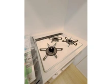 【東京都/江東区扇橋】アトラス深川住吉 キッチン：三口コンロ