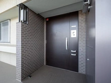 【東京都/府中市府中町】プラウド府中町 玄関