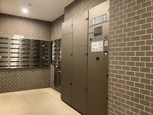 【東京都/府中市府中町】プラウド府中町 宅配BOX