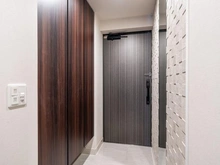 【東京都/府中市寿町】プラウドタワー府中寿町 玄関