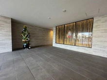 【東京都/府中市東芝町】プラウド府中東芝町 エントランス