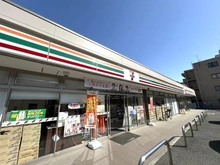 【東京都/八王子市狭間町】タウンズ八王子イーストウィング セブンイレブン八王子狭間町店（現地より約611m）
