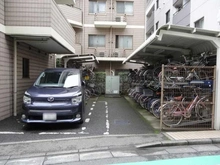 【東京都/府中市宮西町】ヒルズ府中宮西 駐輪場