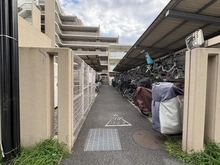 【東京都/府中市緑町】クラッシィハウス府中 駐輪場