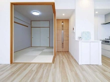 【東京都/府中市住吉町】ラヴィラ府中多摩川 LDK：※家具・調度品等は本体価格に含まれません。