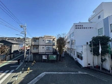 【東京都/府中市白糸台】府中ブライトヒルズ 眺望：サービスバルコニーからの眺望