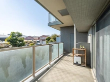 【東京都/府中市是政】リムザ バルコニー