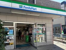 【東京都/府中市是政】リムザ ファミリーマート 是政五丁目店（現地より約280m）