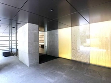 【東京都/府中市寿町】プラウドタワー府中寿町 エントランス