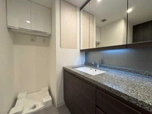 【東京都/府中市寿町】プラウドタワー府中寿町 洗面所