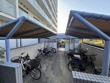 【神奈川県/横浜市戸塚区品濃町】ニューシティ東戸塚アーバンハイツ丘の街 6号棟 駐輪場