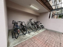 【神奈川県/横浜市戸塚区戸塚町】ステイツ戸塚ガレリア 駐輪場