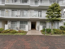 【神奈川県/横浜市戸塚区平戸町】東戸塚緑の街 四号棟 敷地内