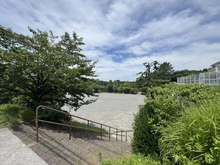【神奈川県/横浜市戸塚区川上町】東急ドエルアルス東戸塚 名瀬下第一公園（現地より約220m）
