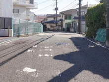 【神奈川県/横浜市戸塚区戸塚町】ベルシャトウ戸塚壱番館 前面道路
