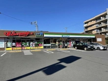 【神奈川県/横浜市栄区飯島町】フローレンスパレス本郷台ヒルズ ファミリーマート栄飯島町店（現地より約650m）